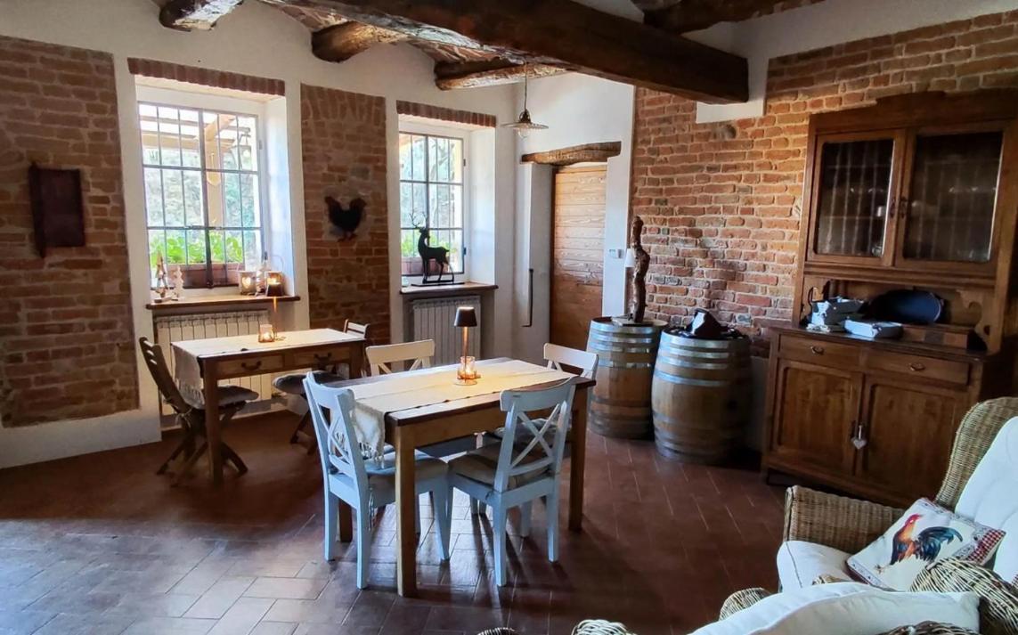 La Casa In Collina Bed & Breakfast Cinzano Luaran gambar